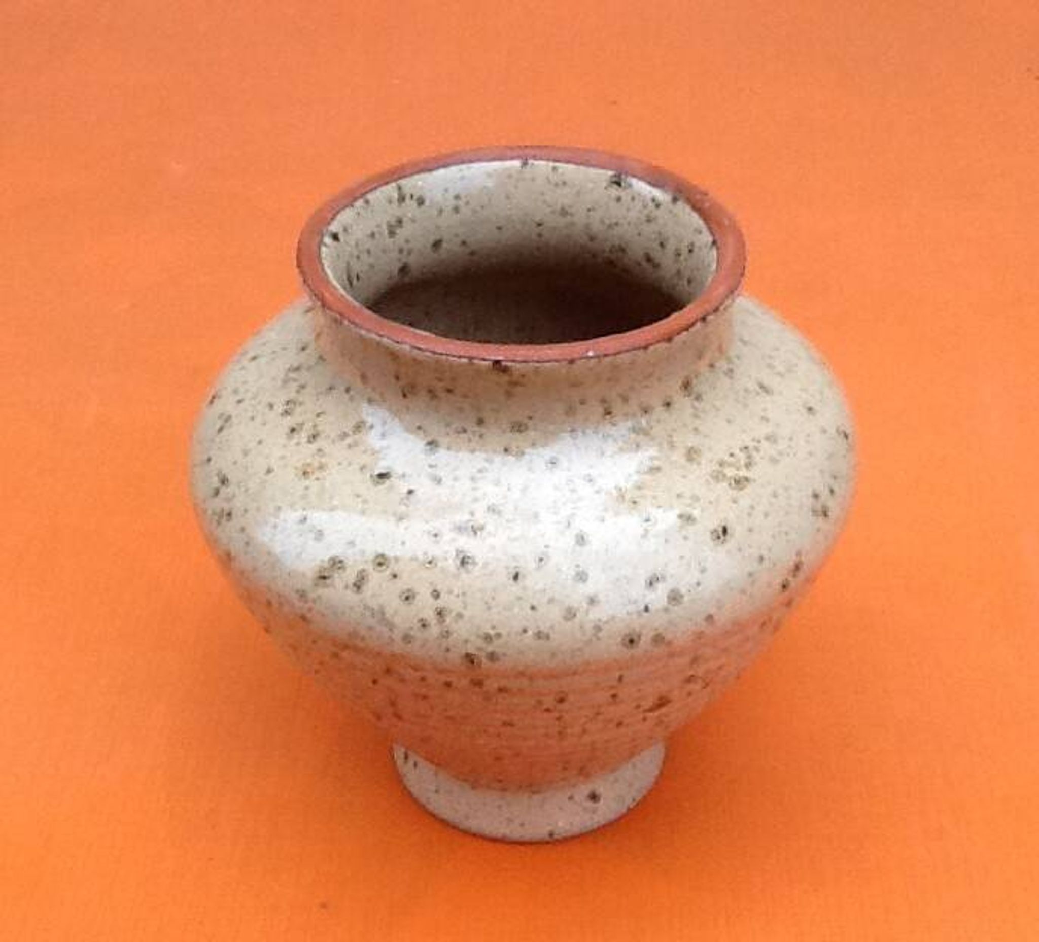 Vase toupie  céramique vernissée décor moucheté