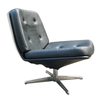 1970 swivel-foot chair