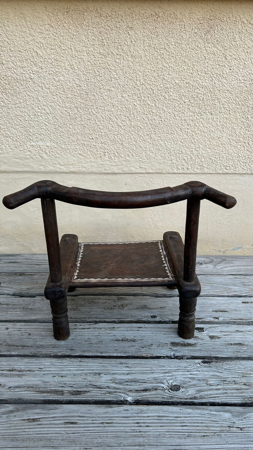 Small Baoulé chair