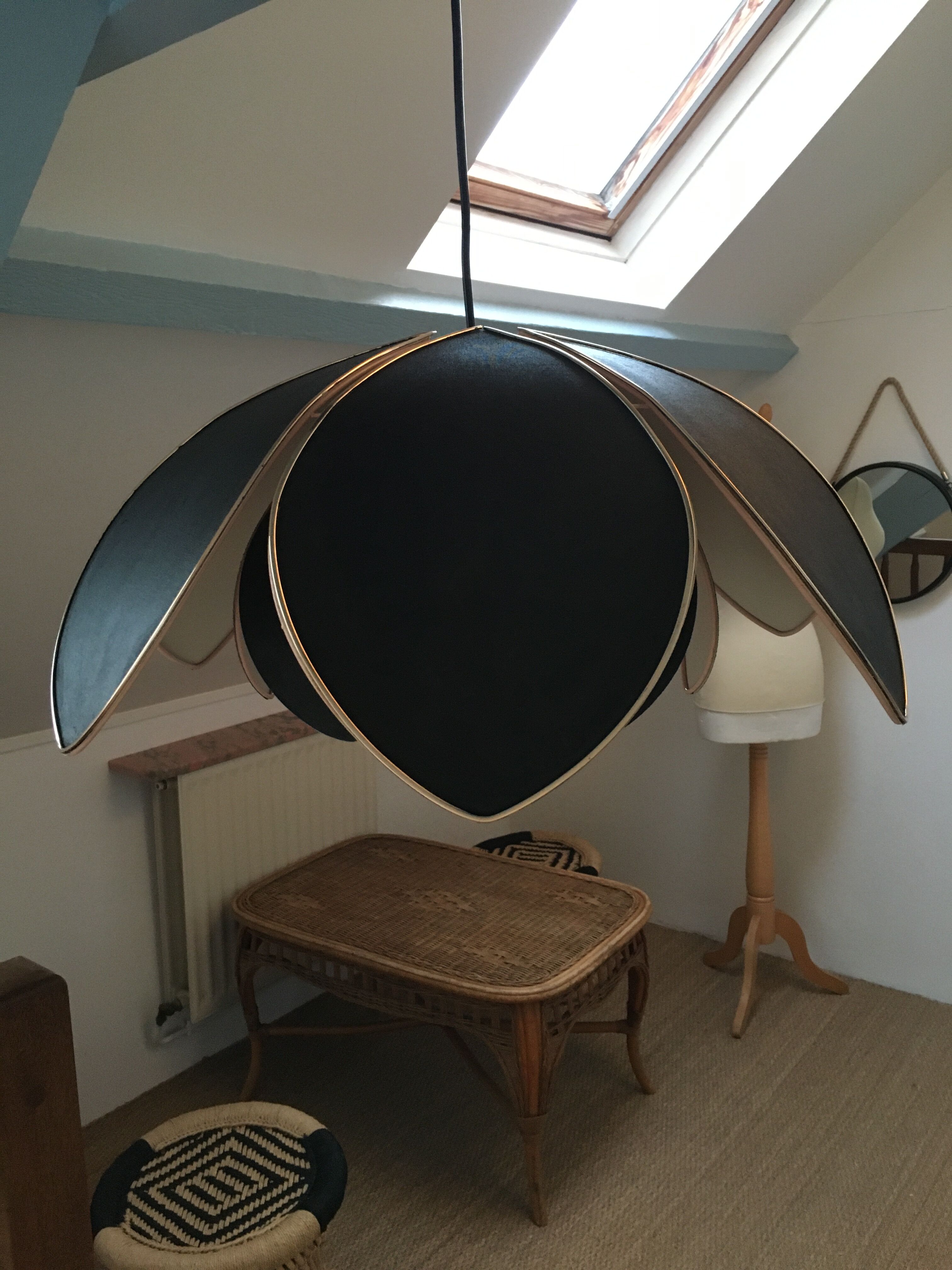 Black fabric flower and gold liseret hanging lamp