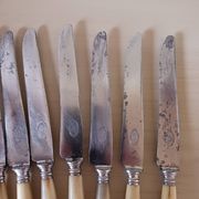 Antique knives in Bakelite and steel.