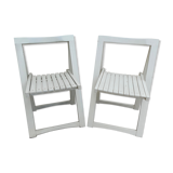 Pair of wooden folding chairs from the 60s
