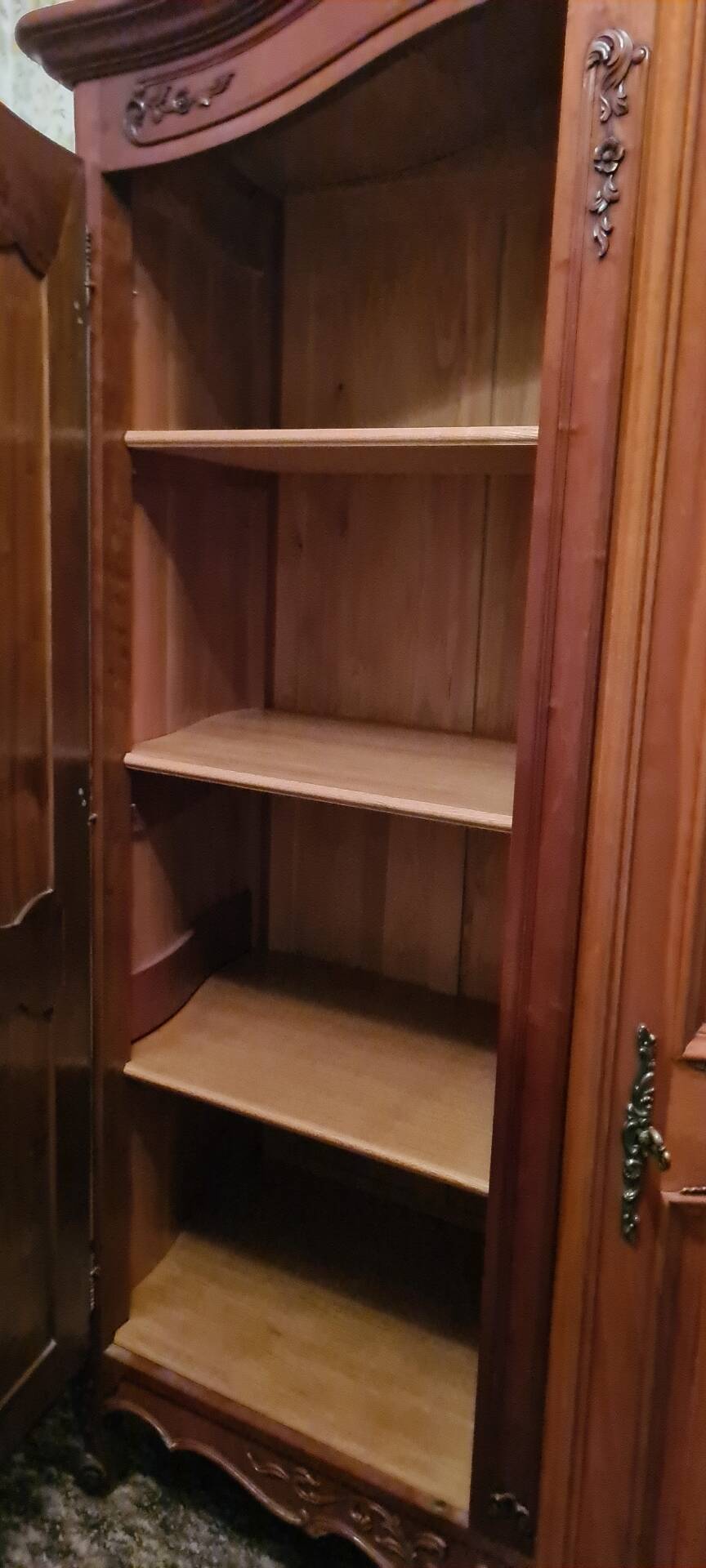 Armoire