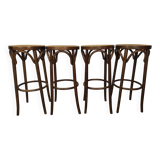 Bar stool