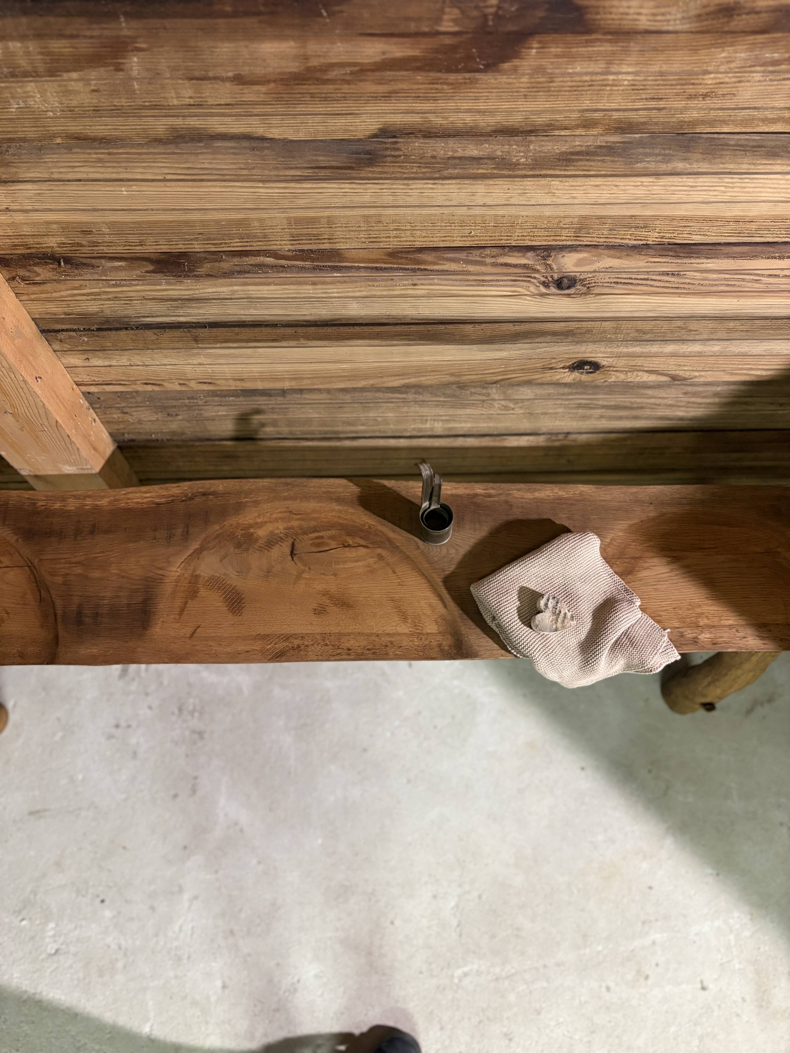 Old solid wood bench – country house spirit
