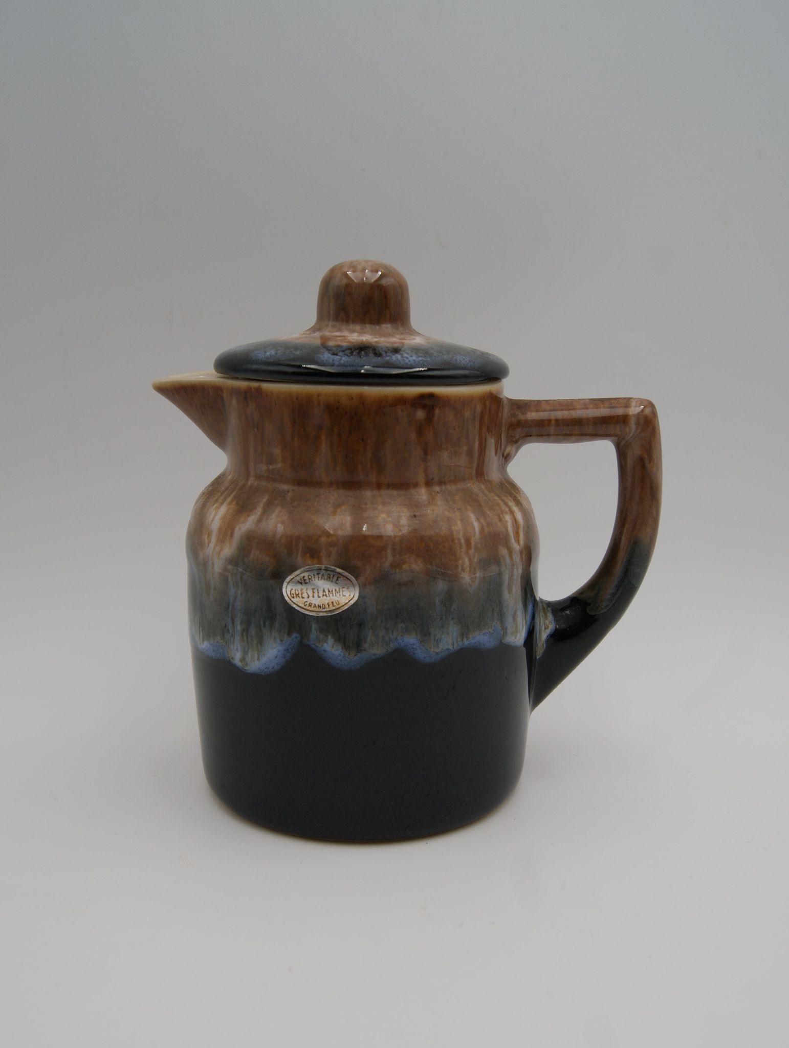 Flamed sandstone teapot France