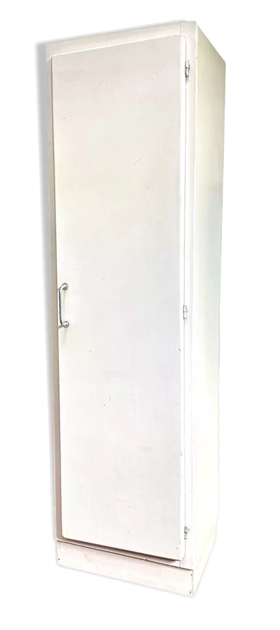 Parisian closet / wardrobe