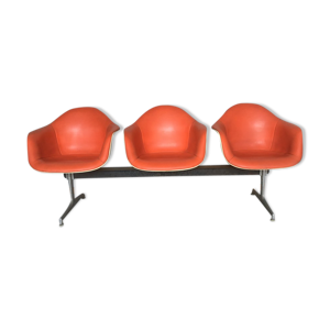 Banquette par Charles et Ray Eames