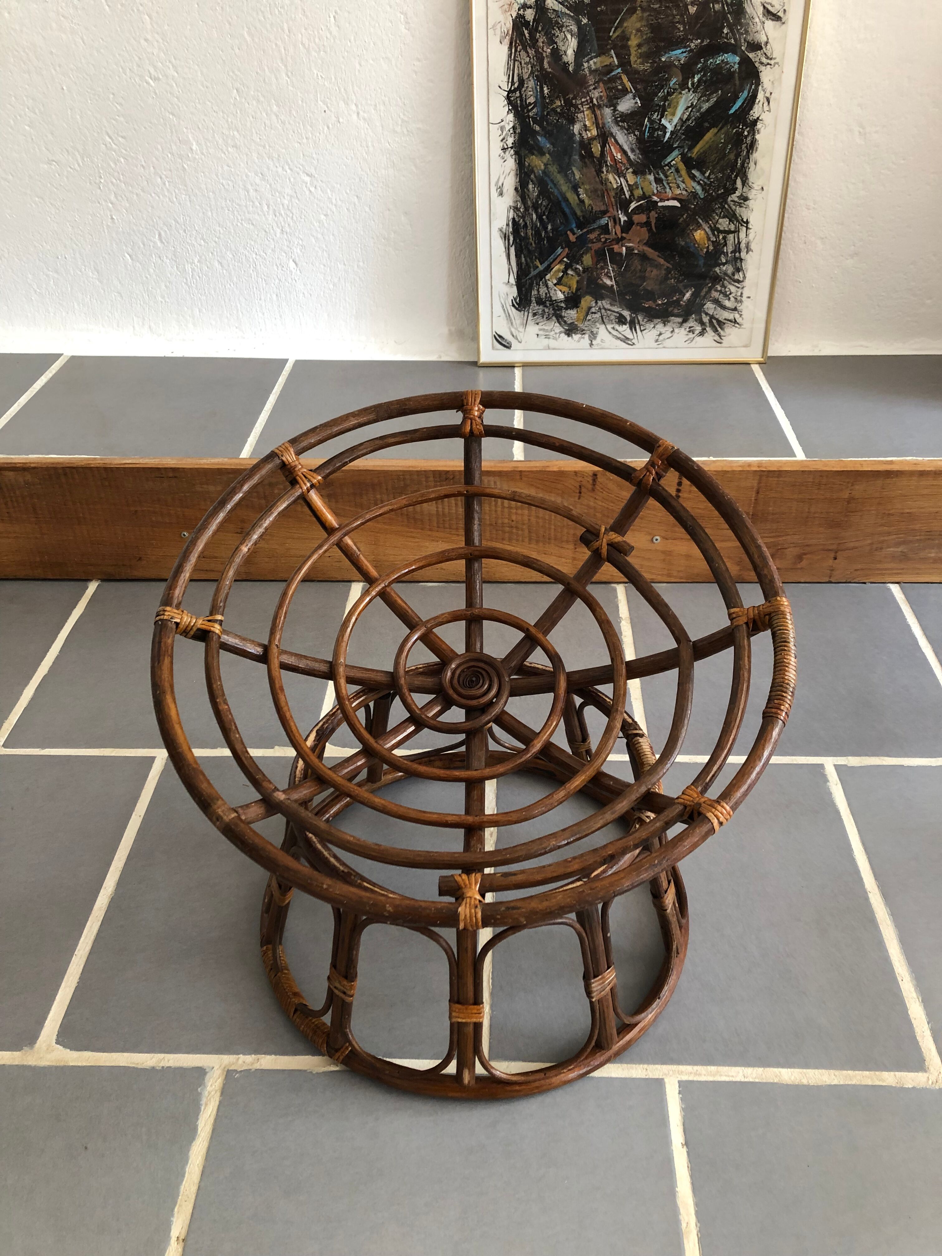 Papasan vintage child