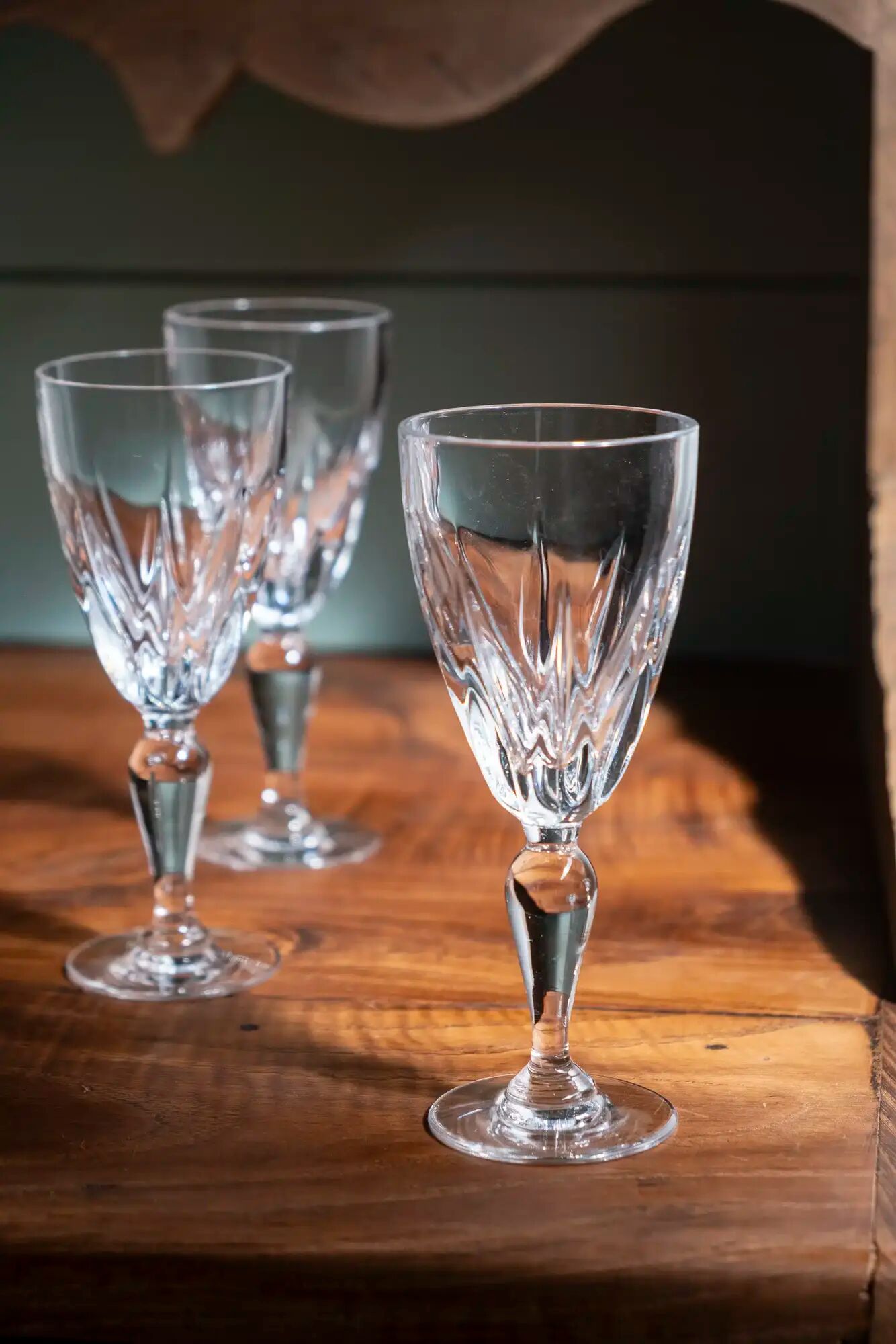 Set of 3 stemmed glasses "Blandine"