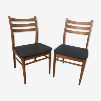 Lot of 2 scandinavian chairs