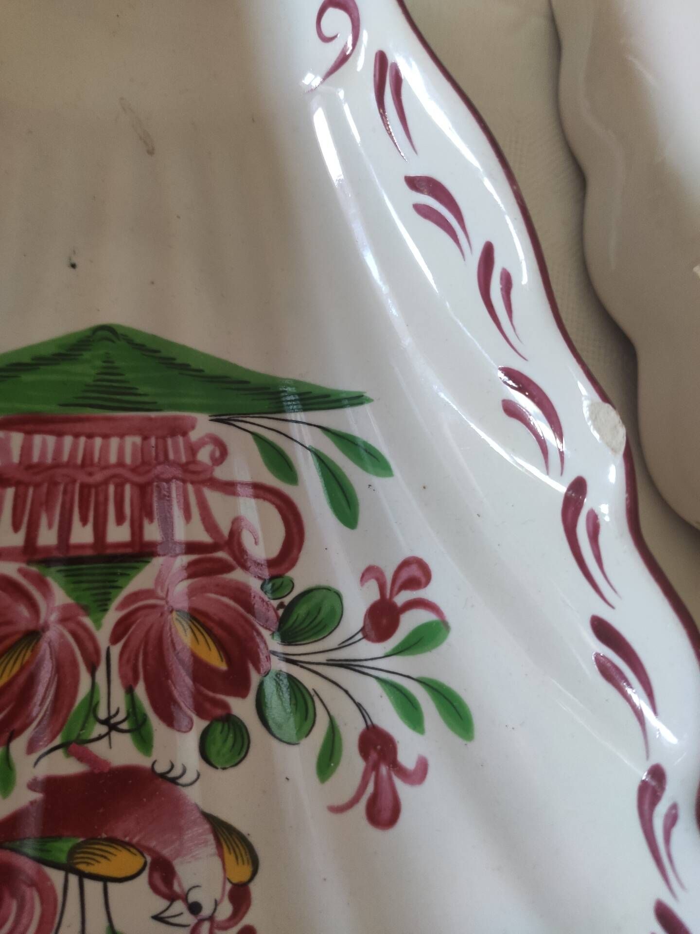 2 St. Clement faience dishes