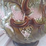 Hide old pot in dabbling