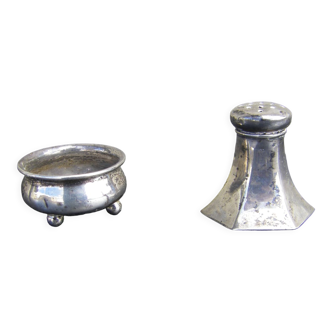 Saleron et salière en argent