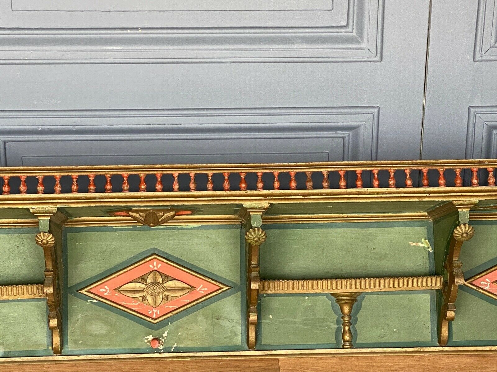 Italian floor patina green 1900 wood turns polychromy