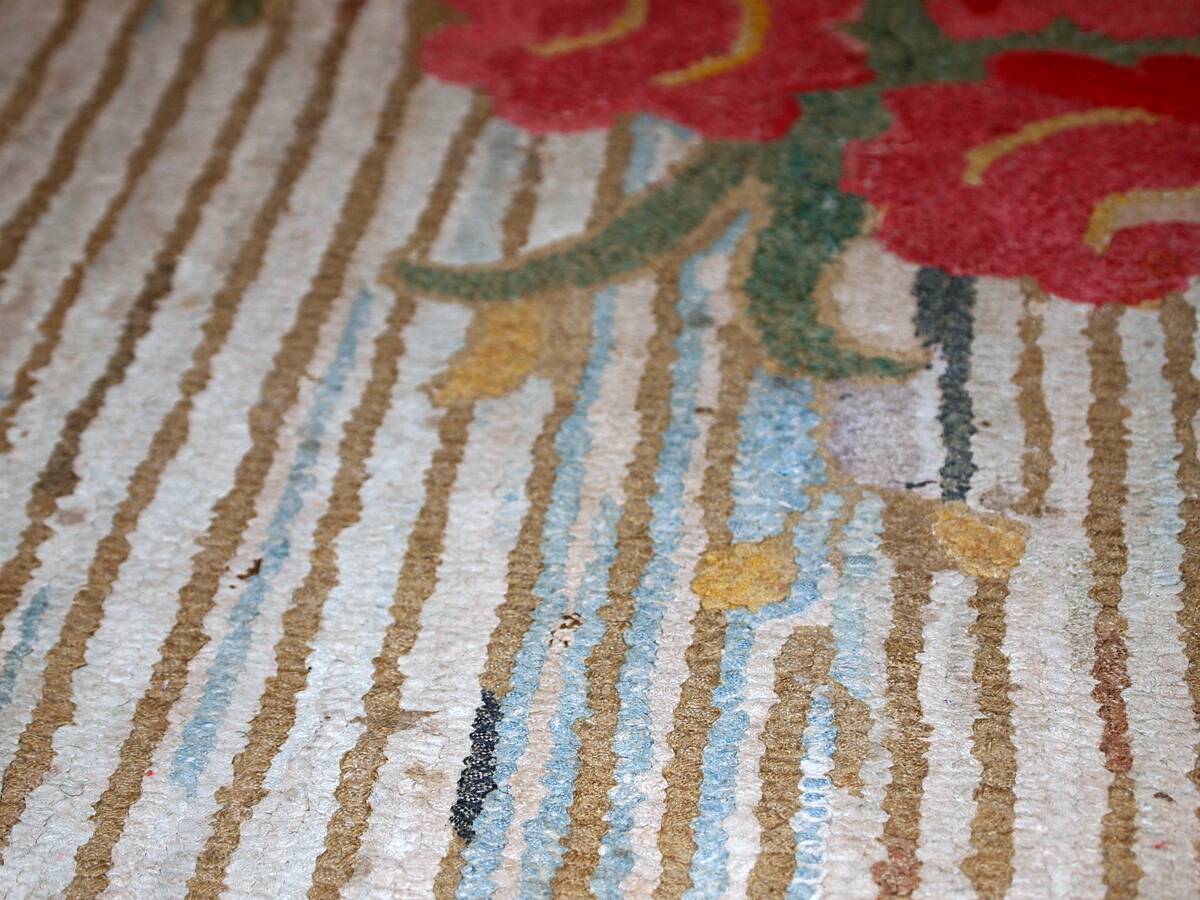 Tapis Hooked Antique Américain, Années 1920, Élégance Florale
