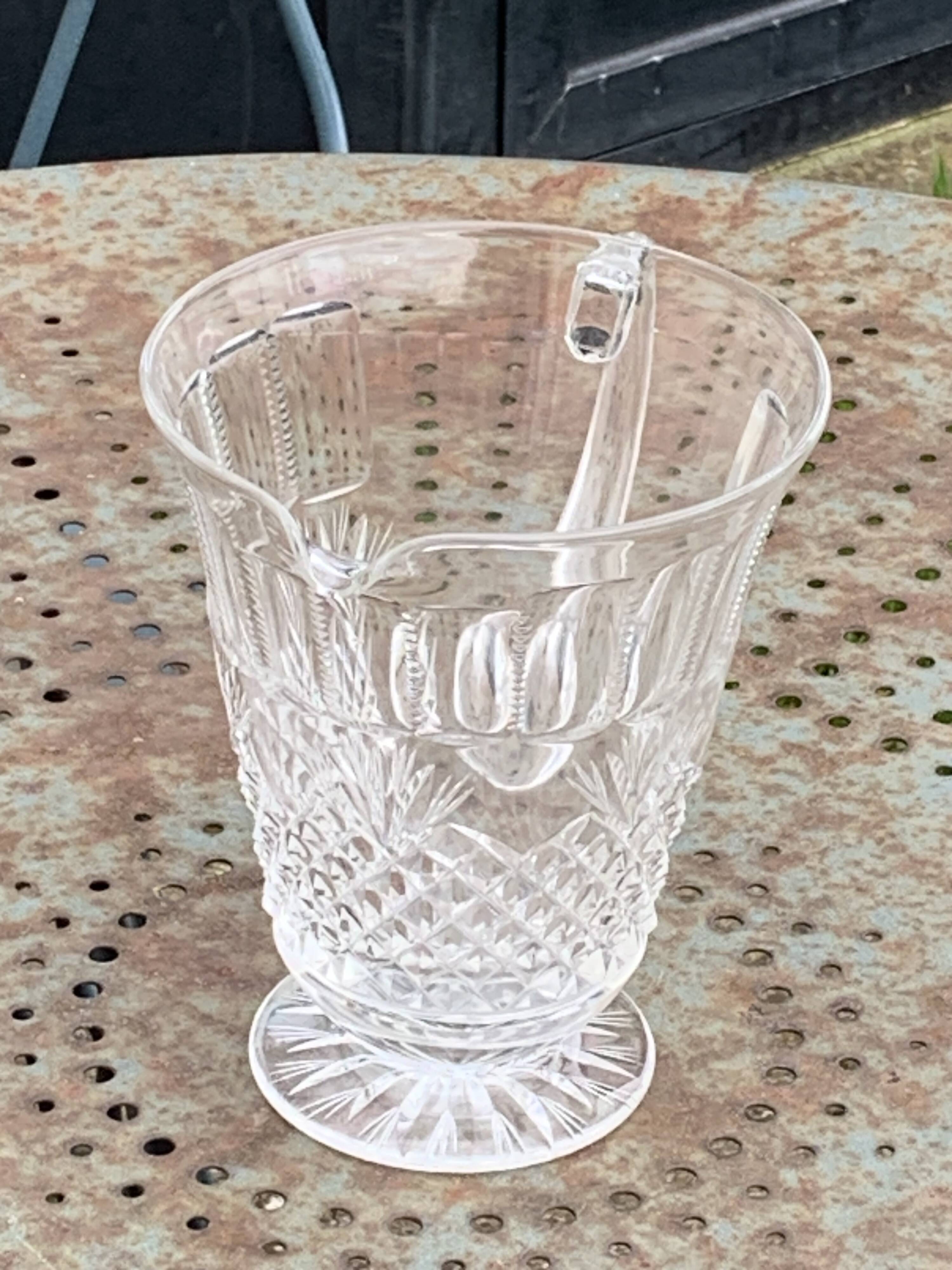 Carafe in transparent glass and crystal, chiseled, old pineapple pattern