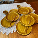 Service of 8 asparagus plates and its 2 sauce boats Gien 1960