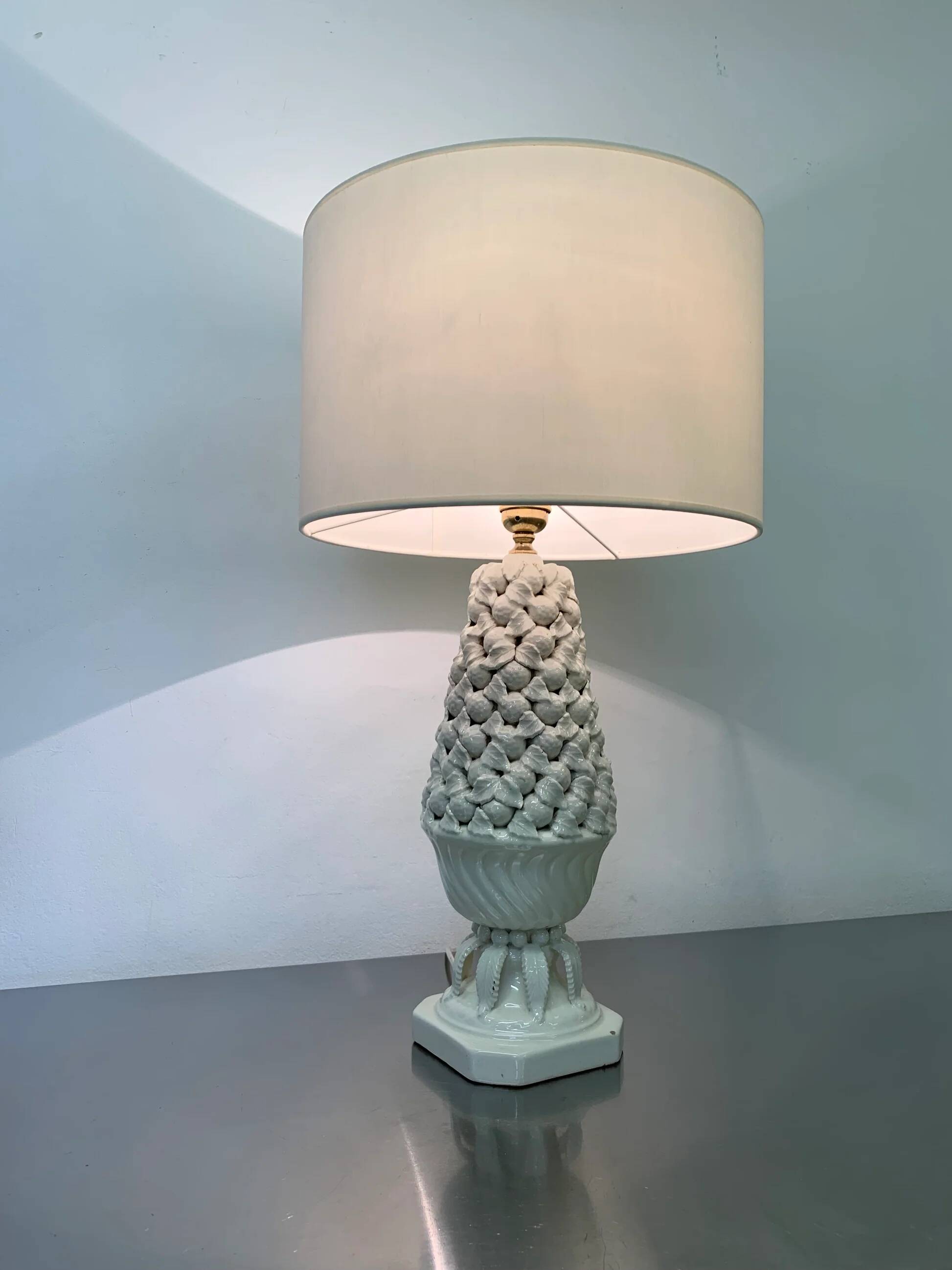 Spanish floral ceramic table lamp from Manises, Spain, circa 1970s