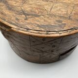 Boîte suédoise ancienne en bois courbé avec couvercle • Art populaire