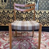 Suite of 6 Scandinavian style chairs