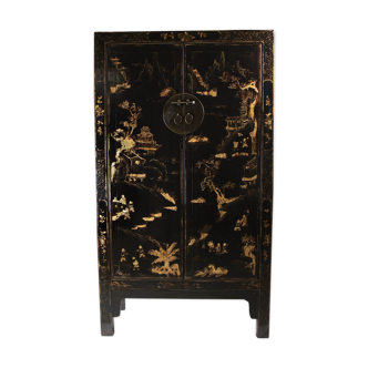 Armoire chinoise laquée noire