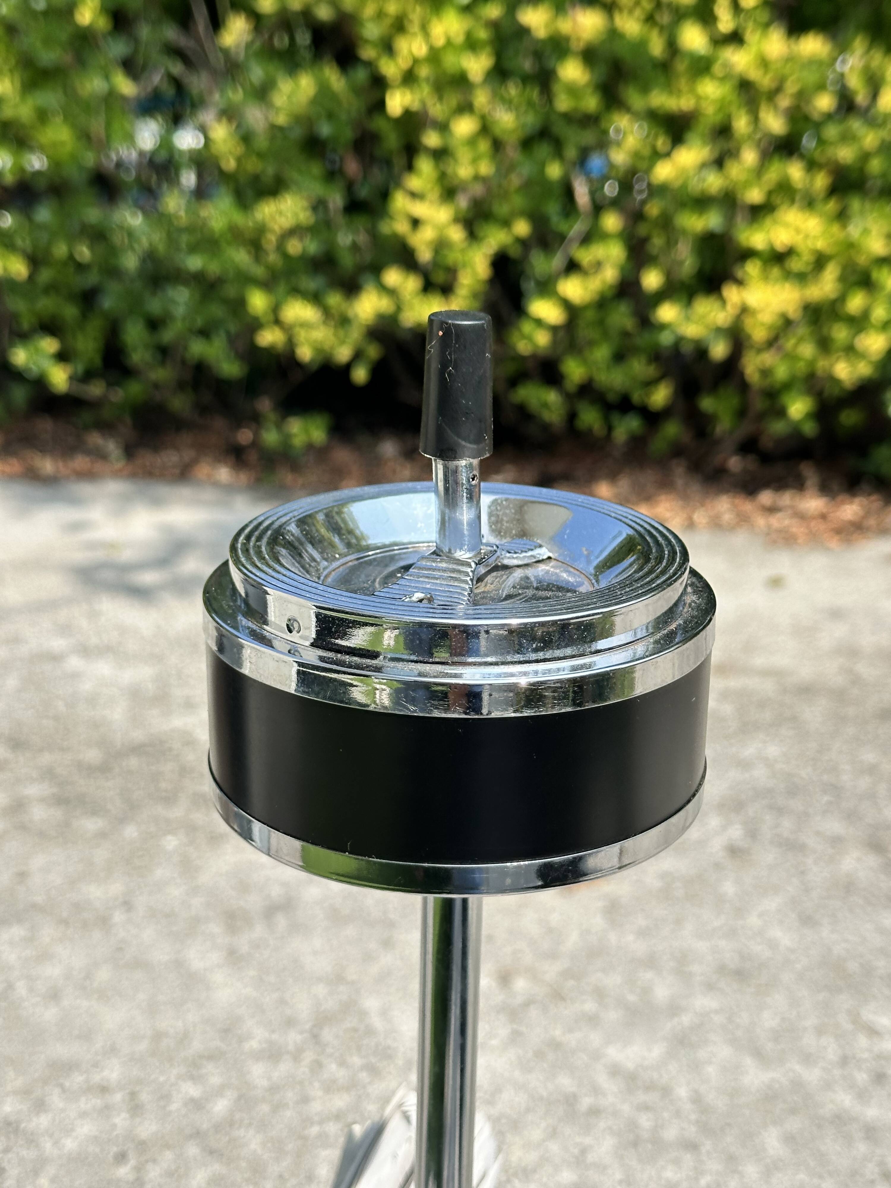 Cendrier sur Pied Vintage Années 70 - Tablette & Porte Revues/Journaux