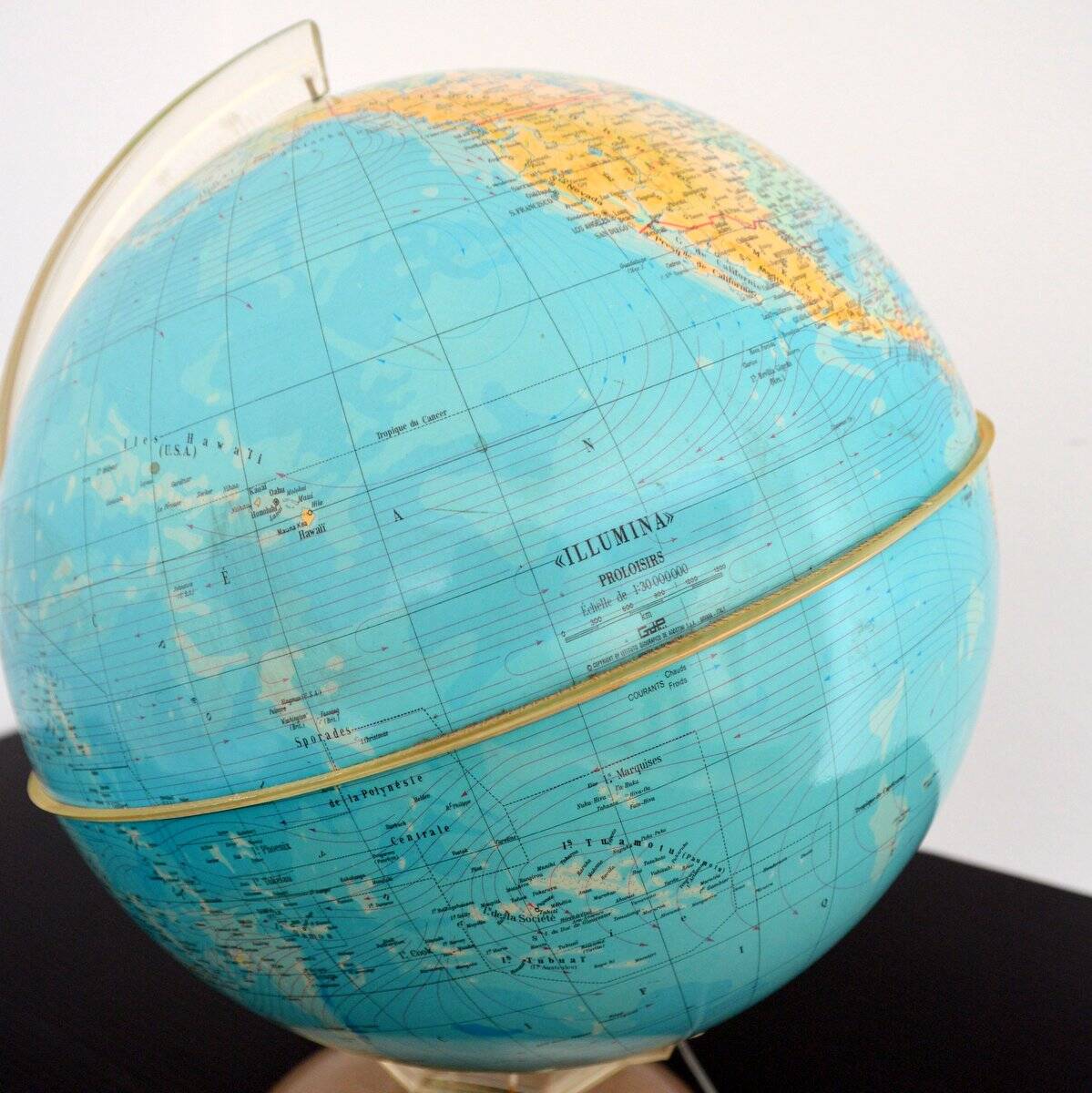 Terrestrial globe, illumina italy 1960s XL format