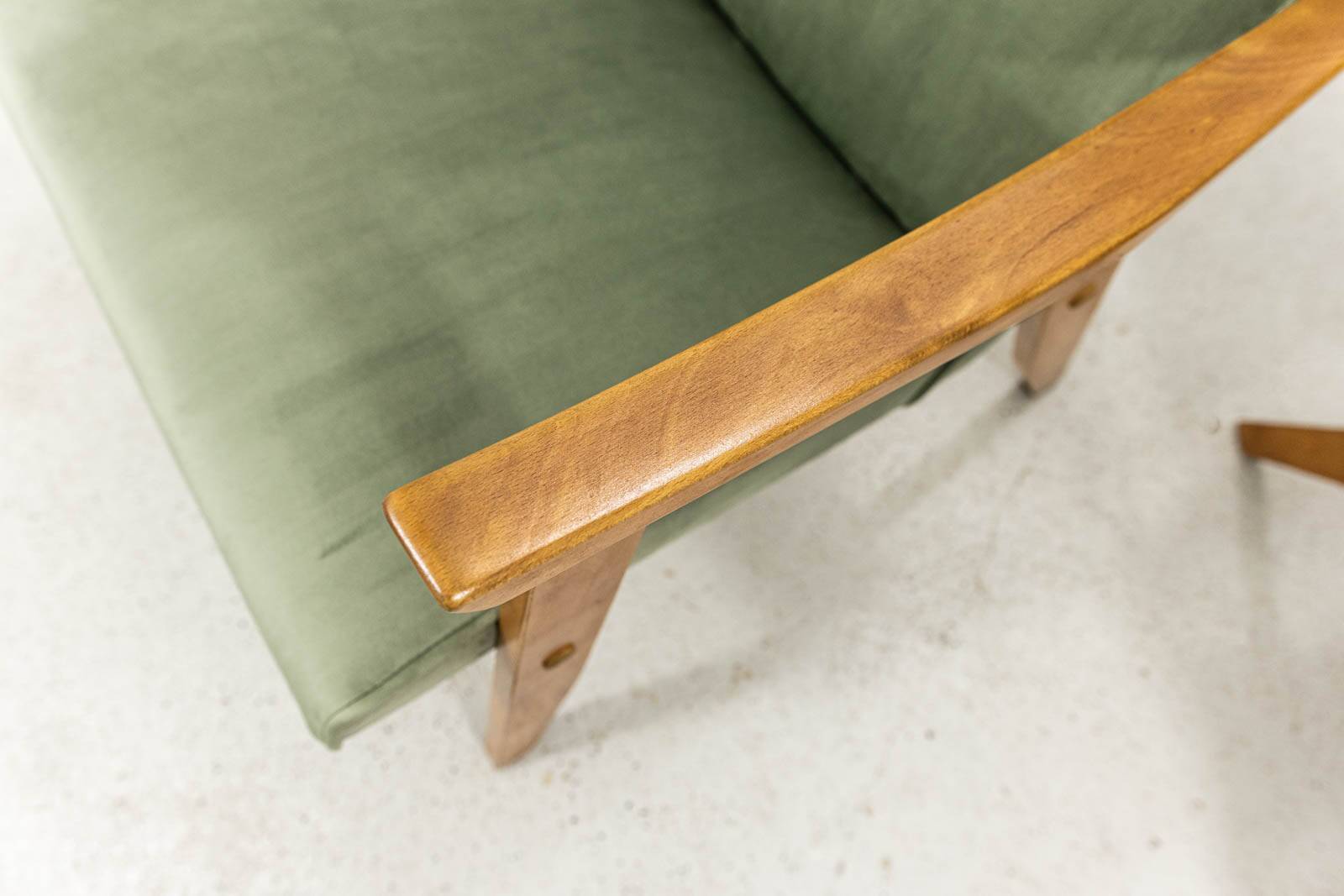 Mid Century Armchairs By Edmund Homa Gfm 18, Poland, 1960s, Set Of 2