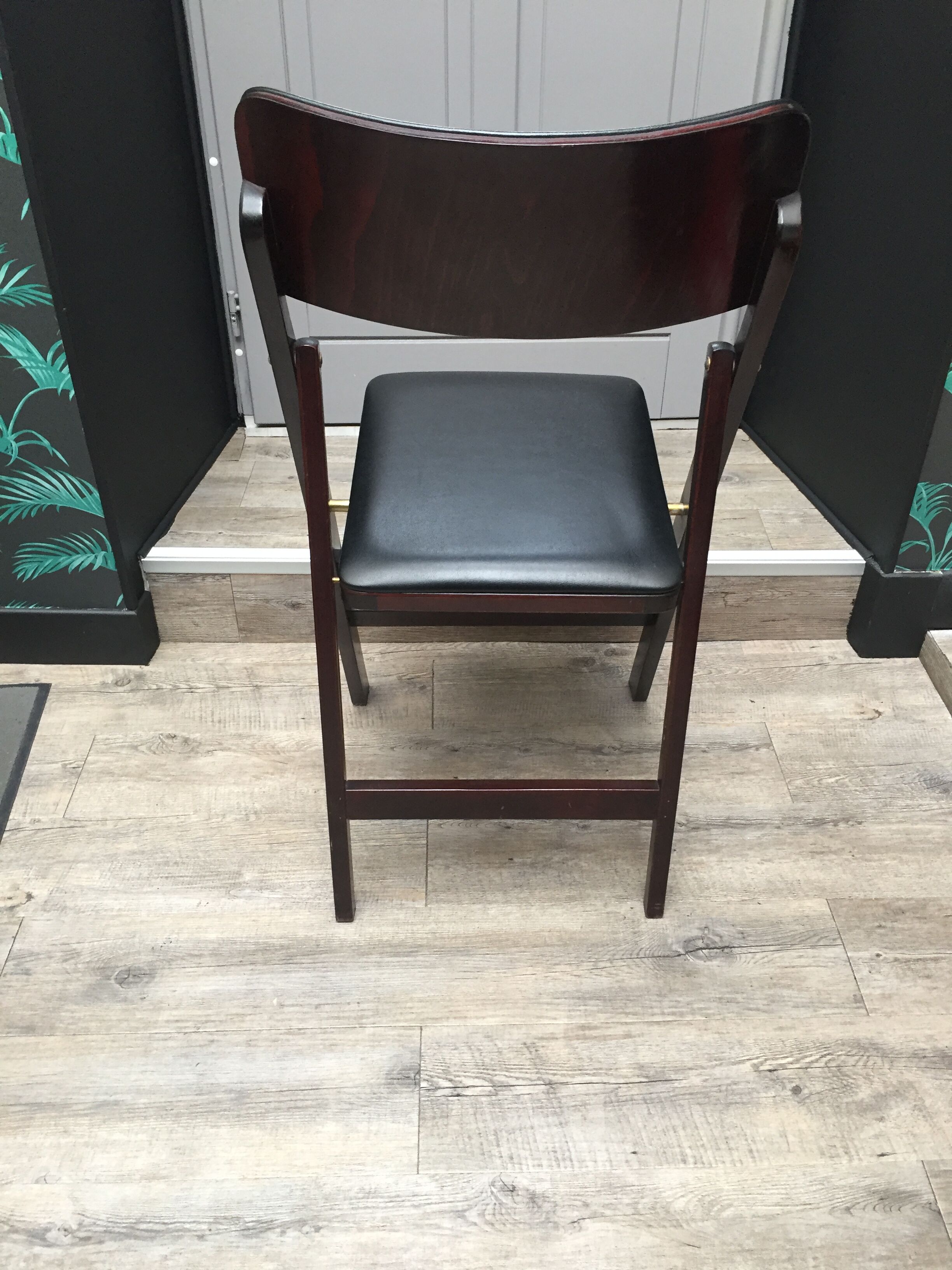 Chair folding vintage