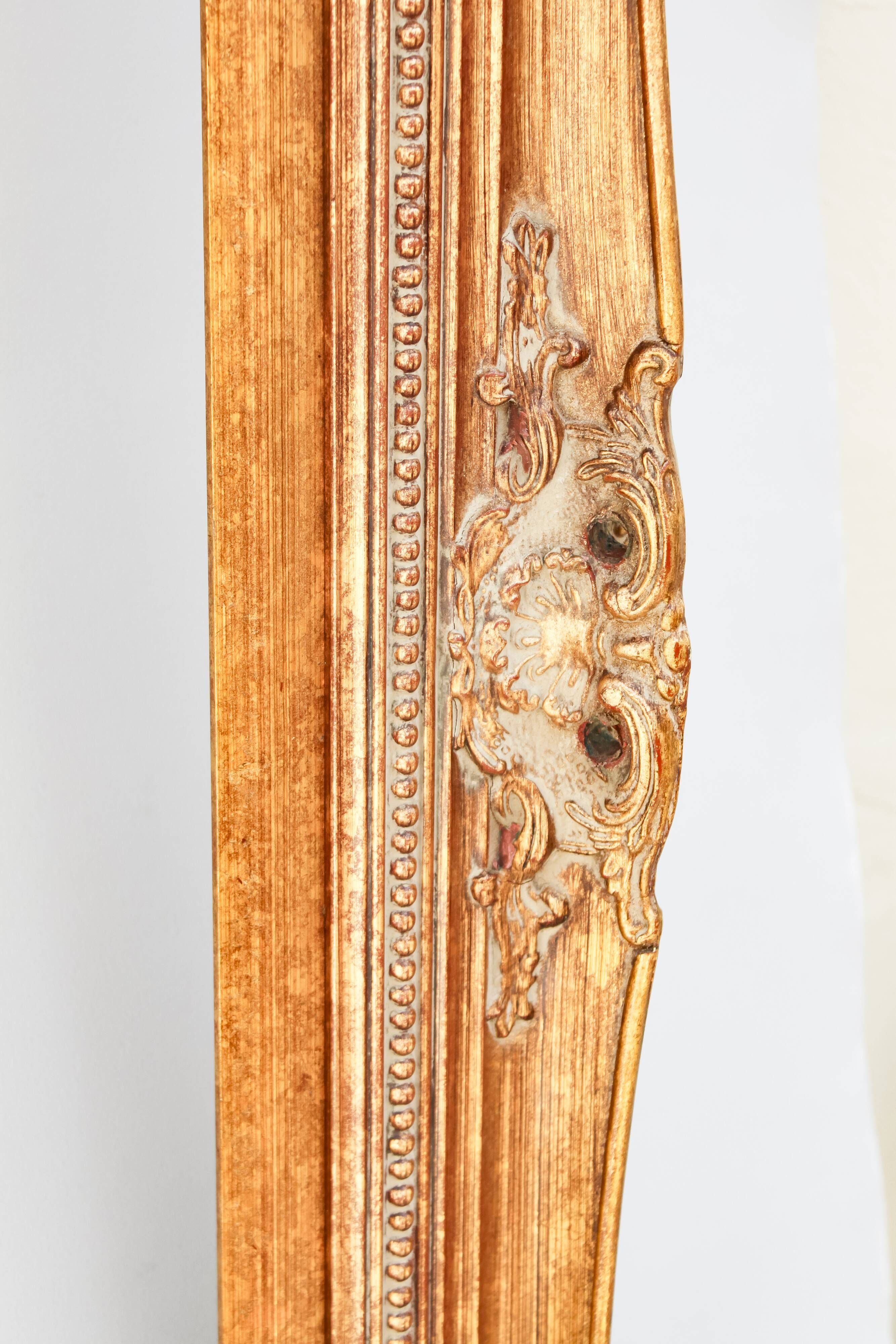 Original oil painting of water lilies, with a high-quality Baroque frame.