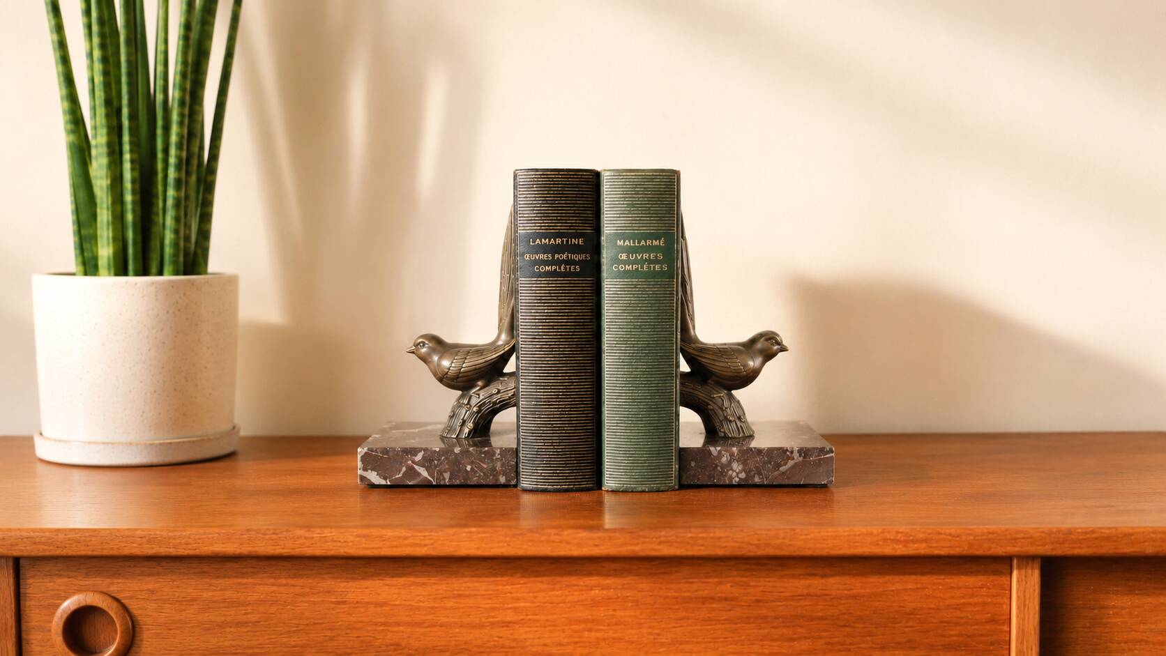 Art Deco bookends signed Jamar – birds in spelter on marble