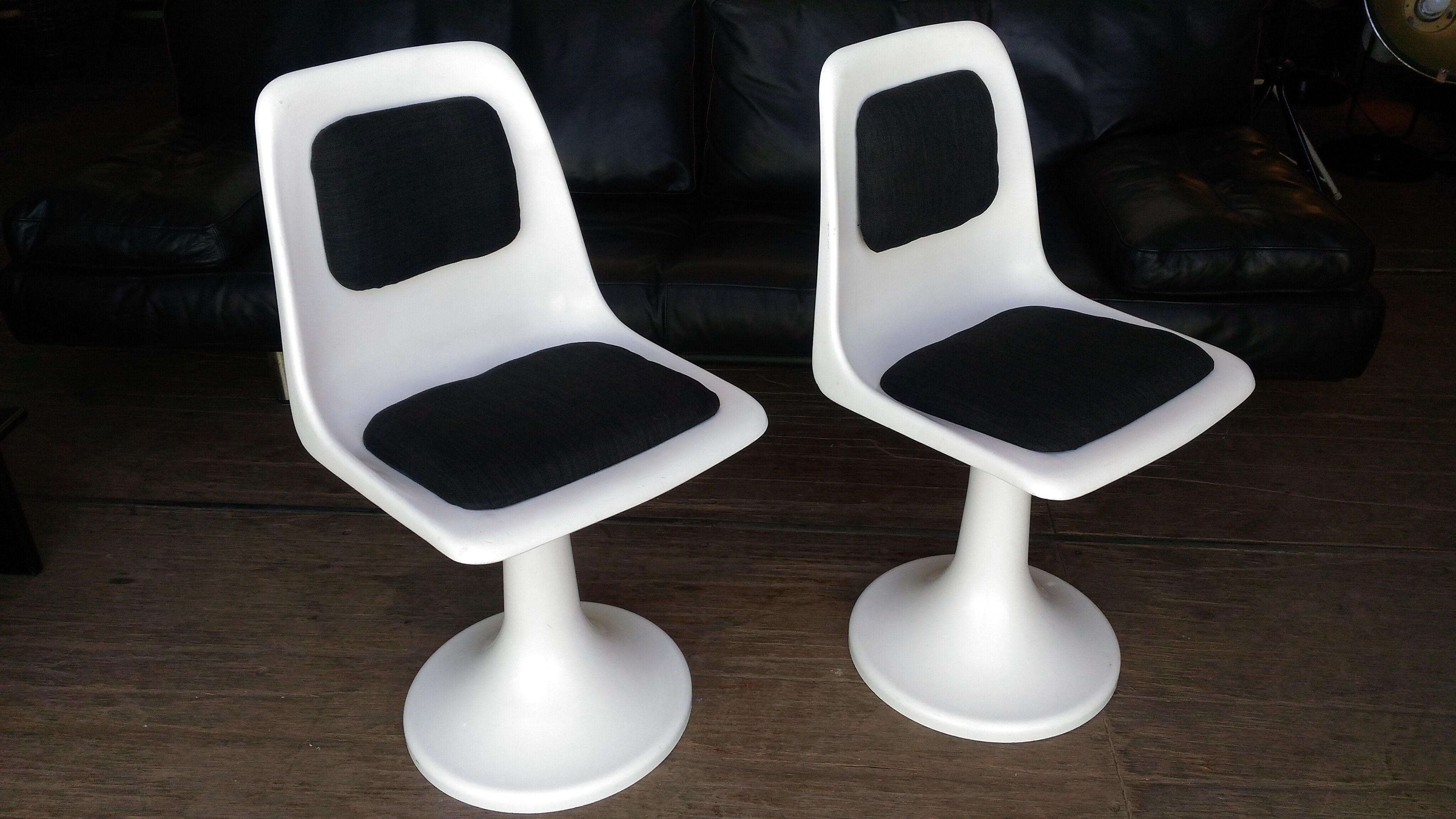 Pair of tulip foot chairs circa 1970
