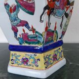 Ancient Chinese vase green family porcelain