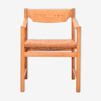 Pine wood chair with armrests