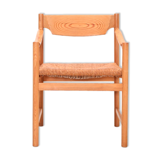 Pine wood chair with armrests