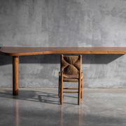 Table console par Charlotte Perriand, France, années 1950.
