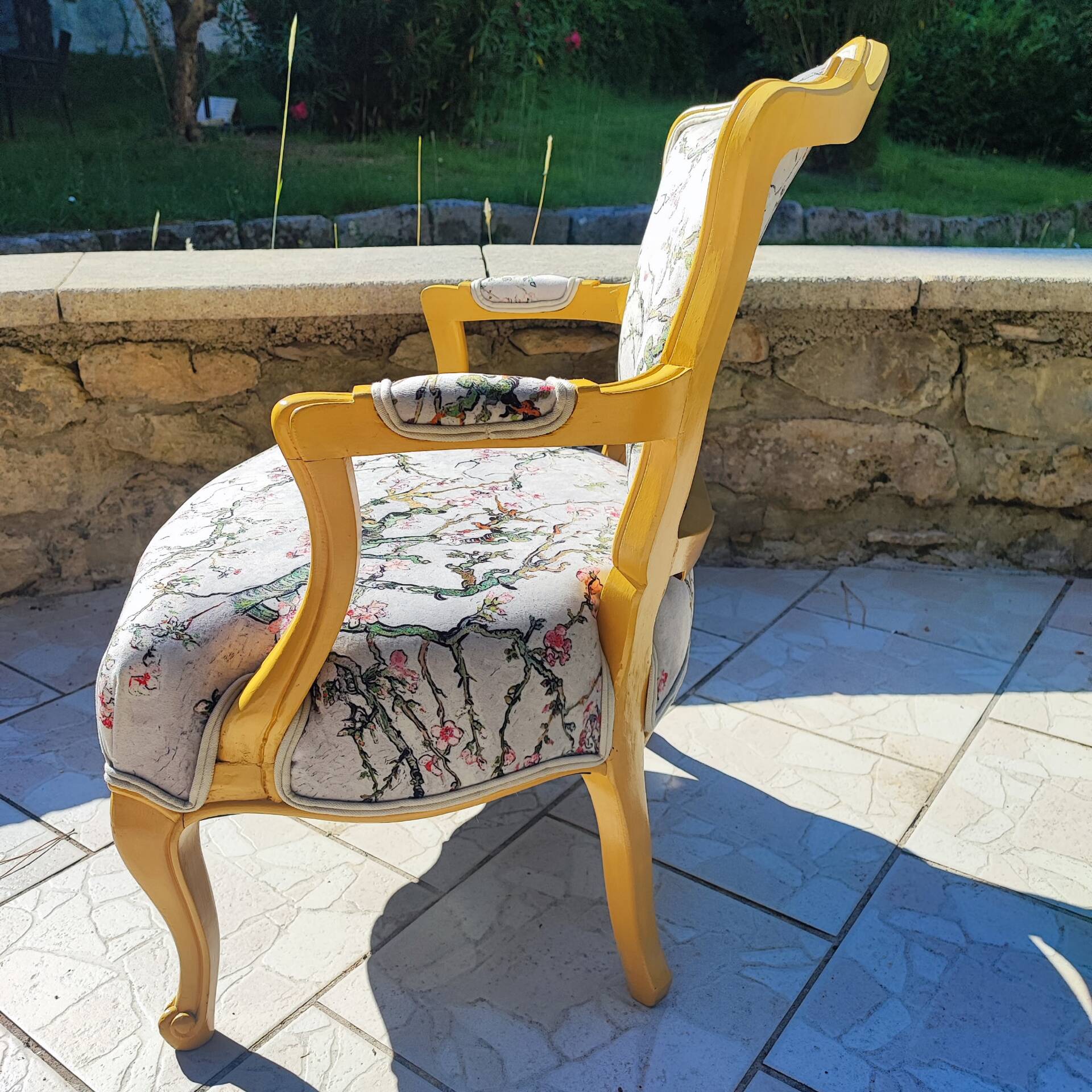 Paire de fauteuils cabriolets, rénovés