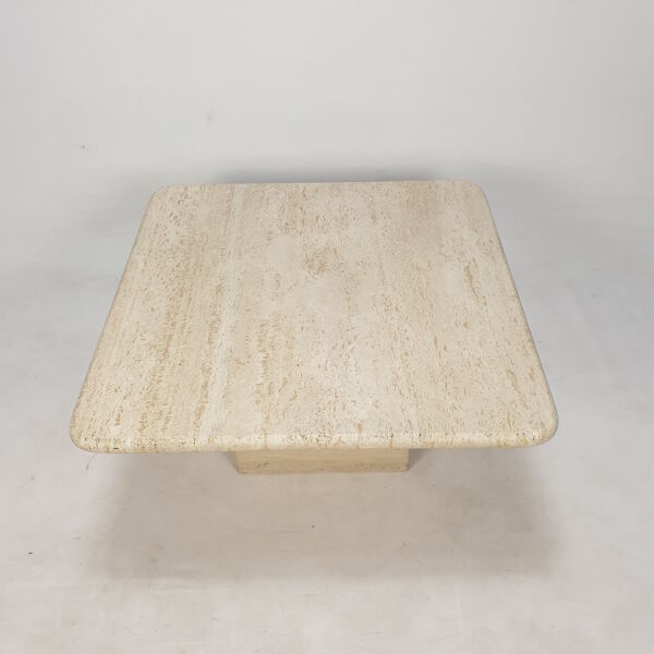 Table basse italienne en travertin, années 1980
