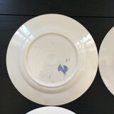Set of 4 tulip-decorated plates