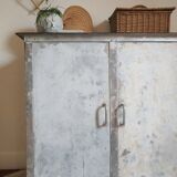 Metal furniture patinated colors