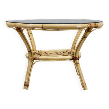 1960s Italian rattan round table with glass top
