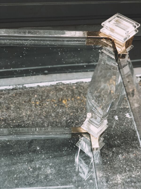 Table basse en lucite et verre