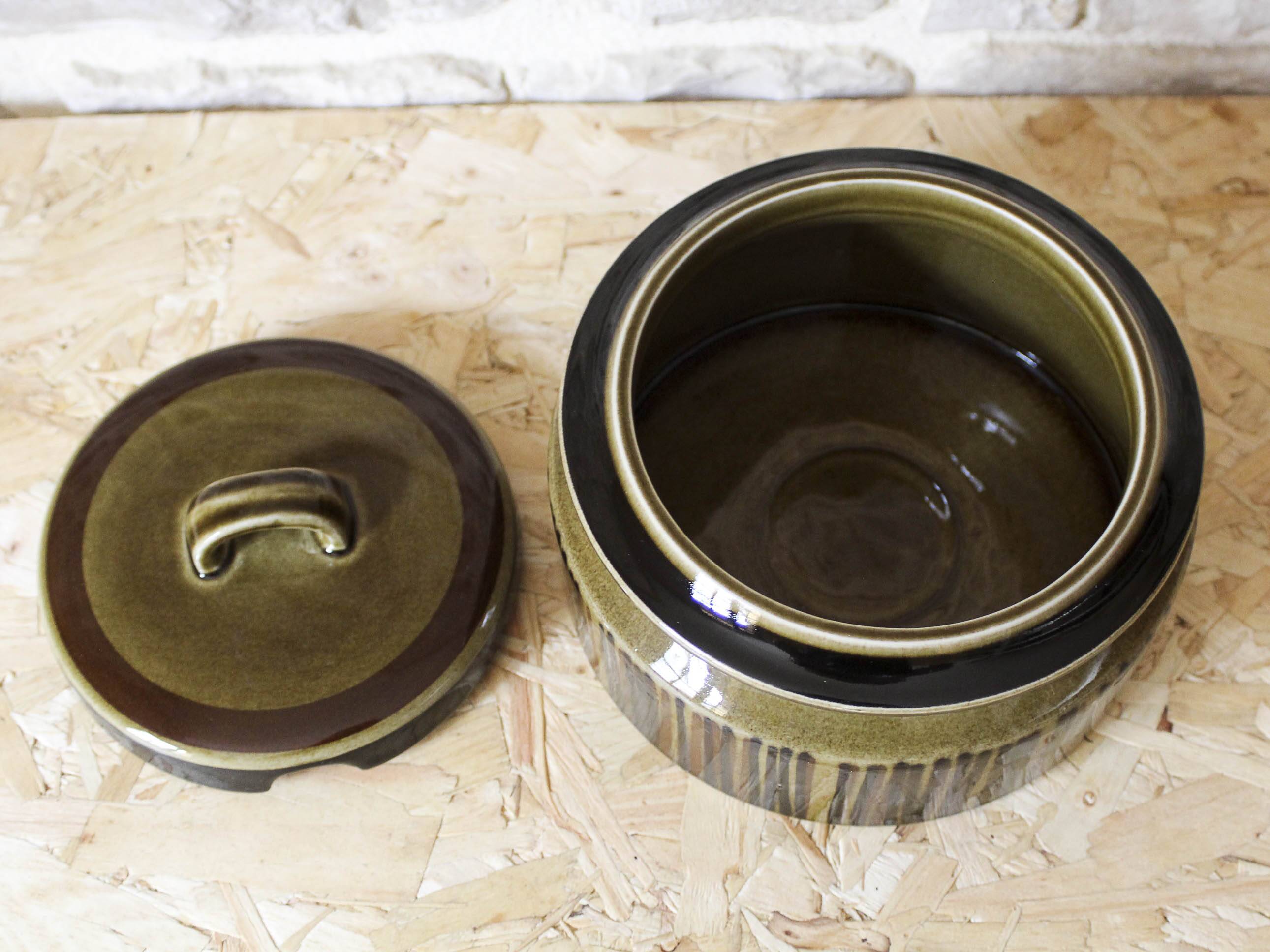 Kosmos series ceramic soup tureen by Arabia Finland