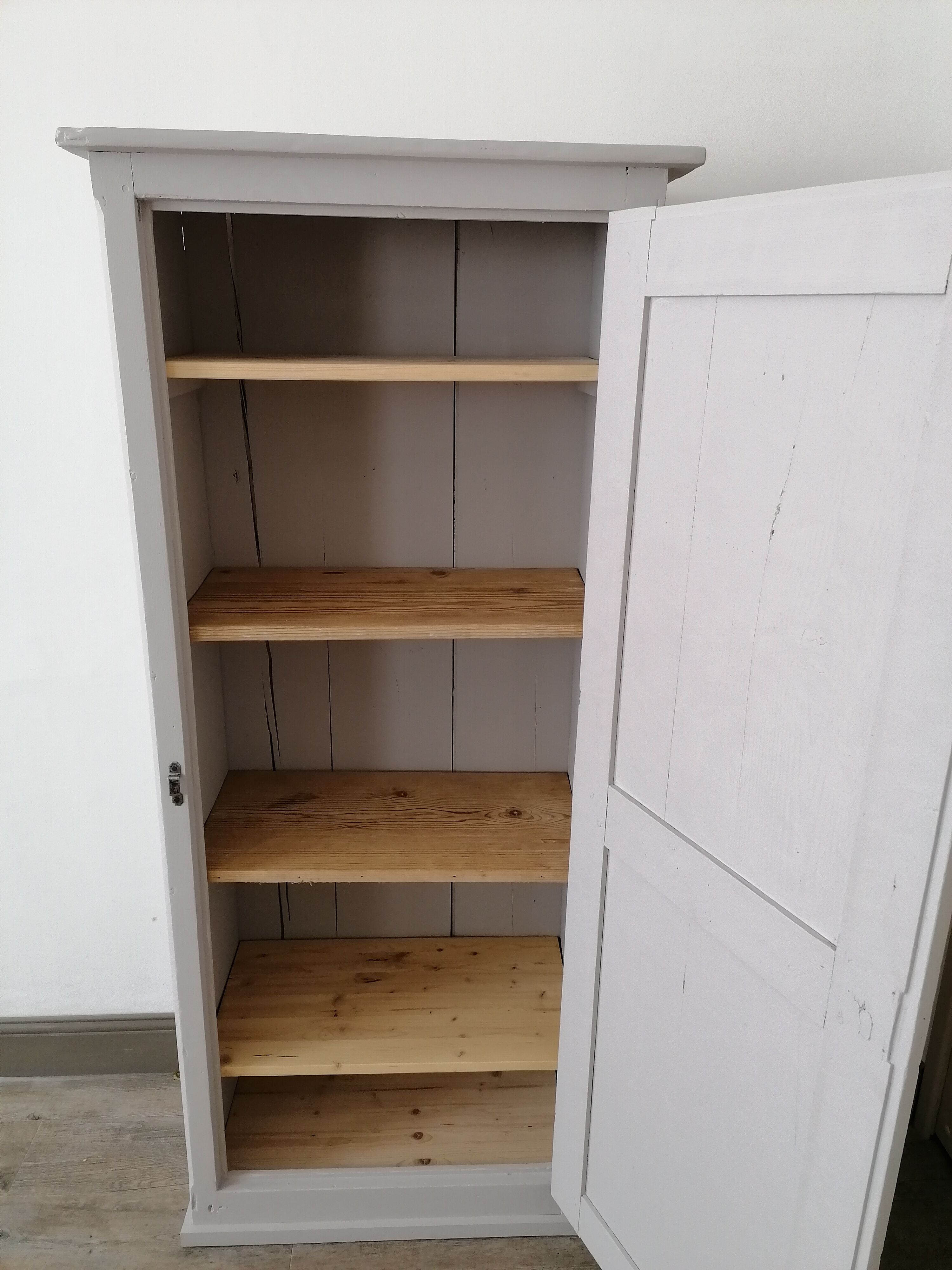 Parisian bonnetière