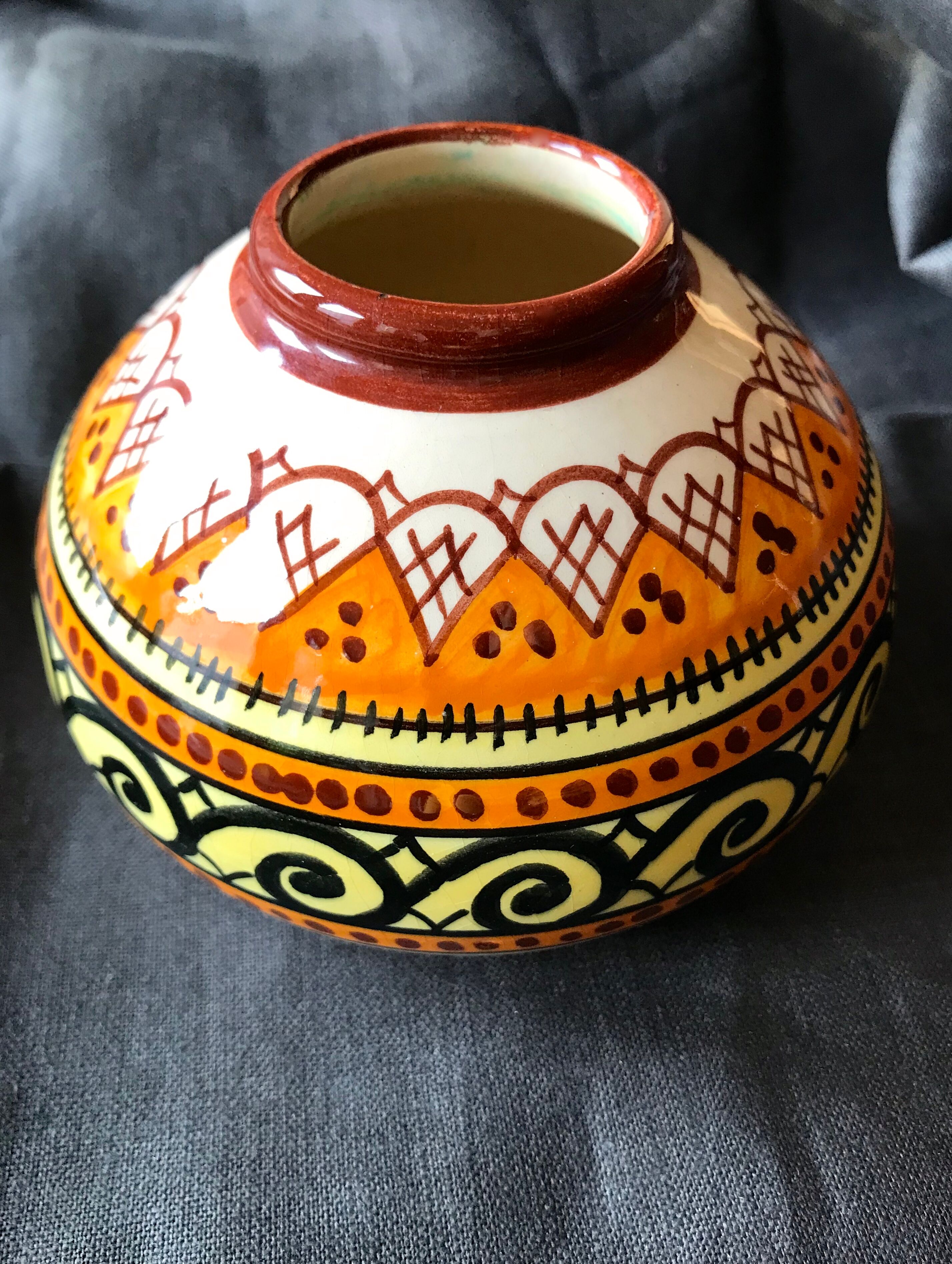 Quimper Henriot spinning top ball vase vintage soliflore art deco 1930 1940 celtic patterns orange black