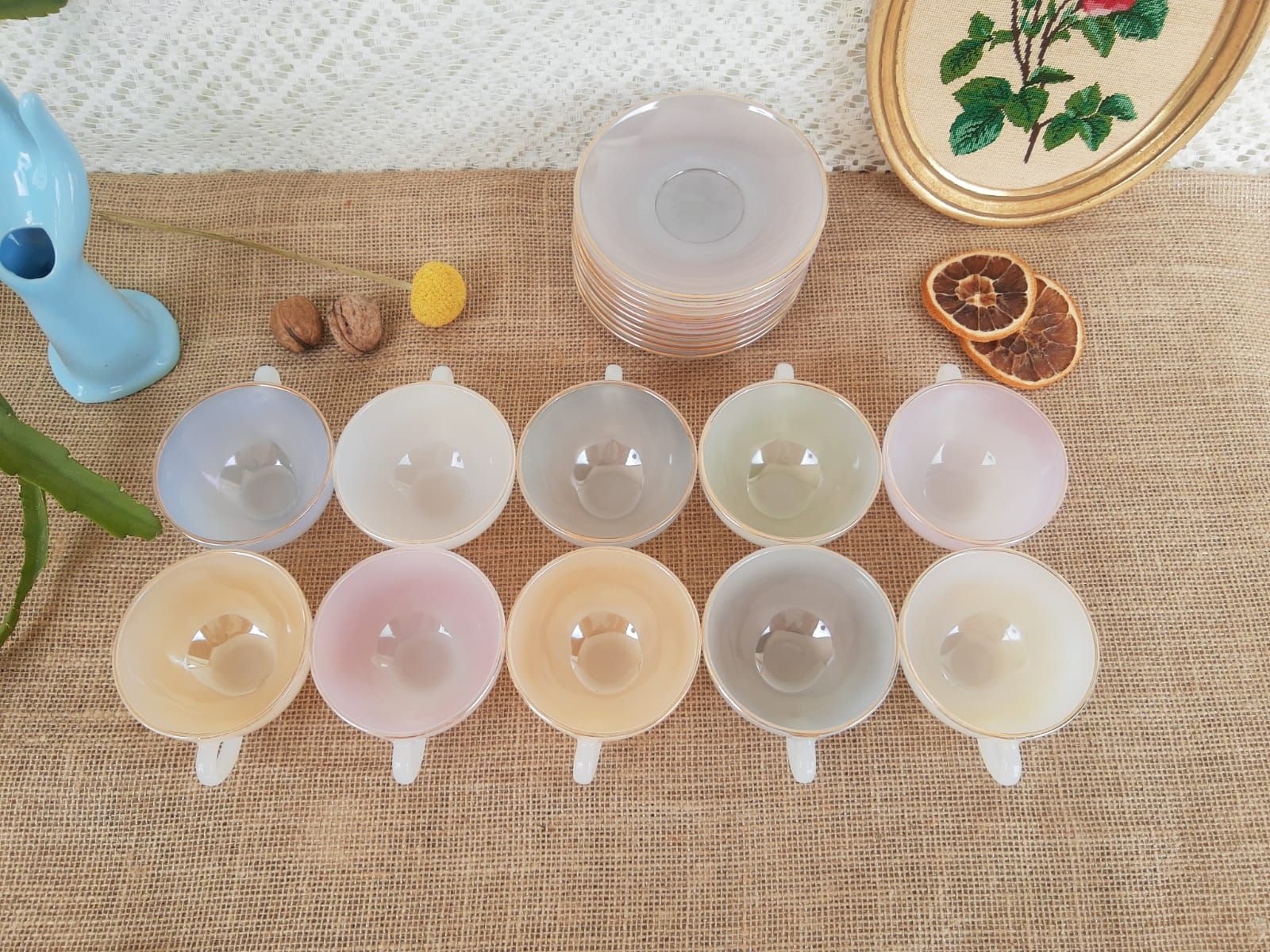 Set of 10 cups and under cups harlequin Arcopal France - vintage