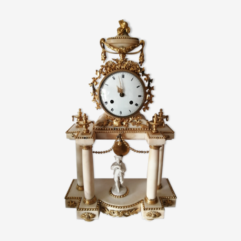 Pendule Louis XVI , vers 1780