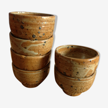 Series of 6 sandstone cups