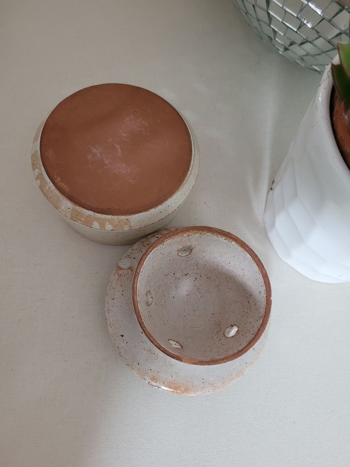 Water butter dish in glazed stoneware